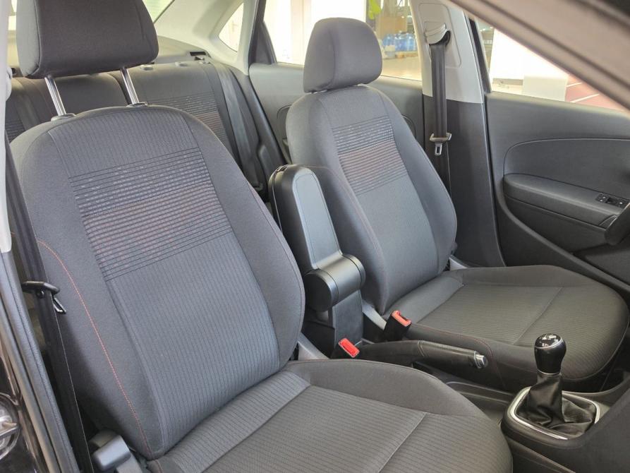 Volkswagen Polo V Рестайлинг Екатеринбург  - изображение 16