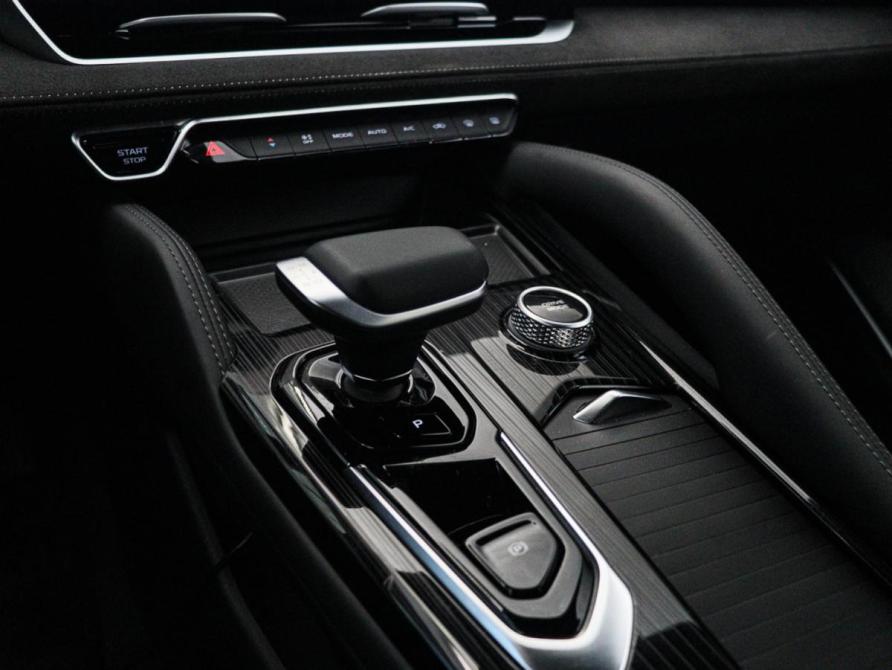 Geely Monjaro I Москва  - изображение 16