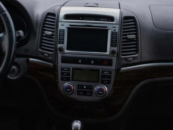 Hyundai Santa Fe II Рестайлинг с пробегом 2011 года, цена 1 150 000 рублей, 216473 км, внедорожник, Автокод Объявления