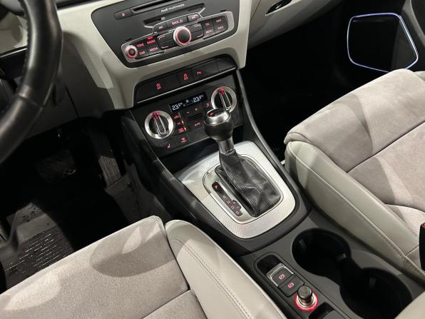 Audi Q3 I (8U) с пробегом 2012 года, цена 1 199 000 рублей, 229811 км, внедорожник, Автокод Объявления