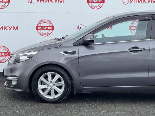 Kia Rio III Рестайлинг с пробегом 2016 года, цена 1 039 000 рублей, 133975 км, хэтчбек, Автокод Объявления