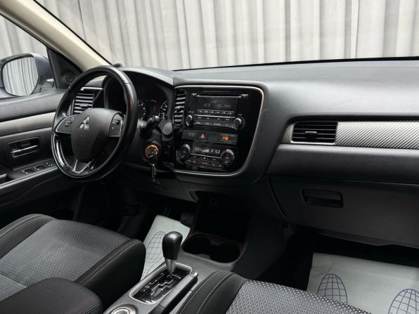 Mitsubishi Outlander III Рестайлинг 2 с пробегом 2016 года, цена 1 699 000 рублей, 185000 км, внедорожник, Автокод Объявления