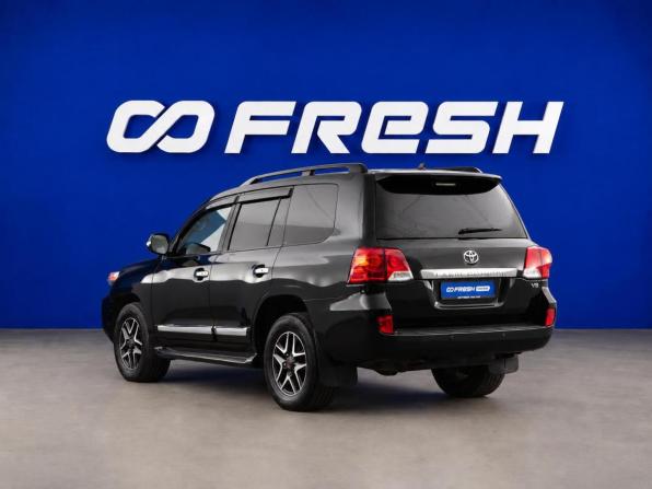 Toyota Land Cruiser 200 Series Рестайлинг 1 с пробегом 2013 года, цена 3 111 444 рубля, 376504 км, внедорожник, Автокод Объявления