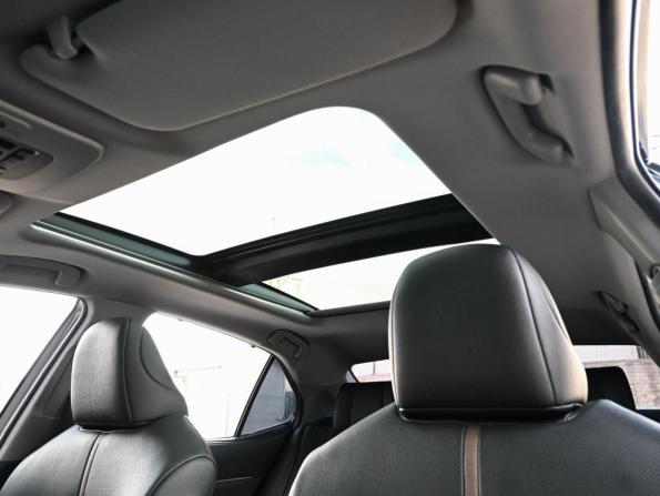 Toyota Camry VIII (XV70) Рестайлинг с пробегом 2023 года, цена 3 389 000 рублей, 87014 км, седан, Автокод Объявления