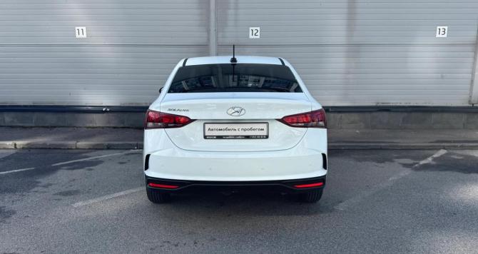 Hyundai Solaris II Рестайлинг с пробегом 2021 года, цена 1 349 000 рублей, 50713 км, седан, Автокод Объявления