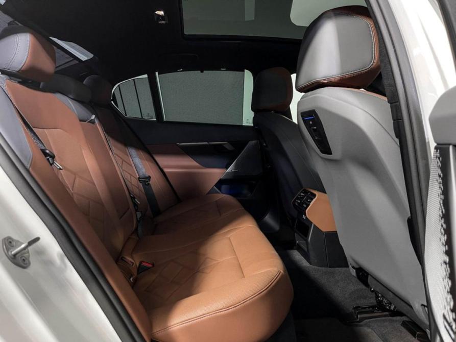 BMW 5 серии VIII (G60/G61/G68) Москва  - изображение 14