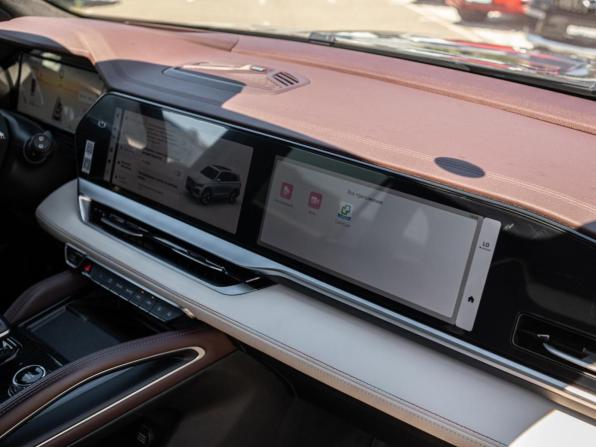Geely Monjaro I с пробегом 2024 года, цена 3 449 000 рублей, 36708 км, внедорожник, Автокод Объявления