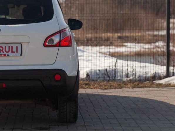 Nissan Qashqai I Рестайлинг с пробегом 2011 года, цена 965 000 рублей, 220408 км, внедорожник, Автокод Объявления