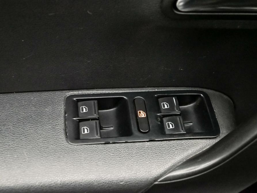 Volkswagen Polo V Рестайлинг Екатеринбург  - изображение 13