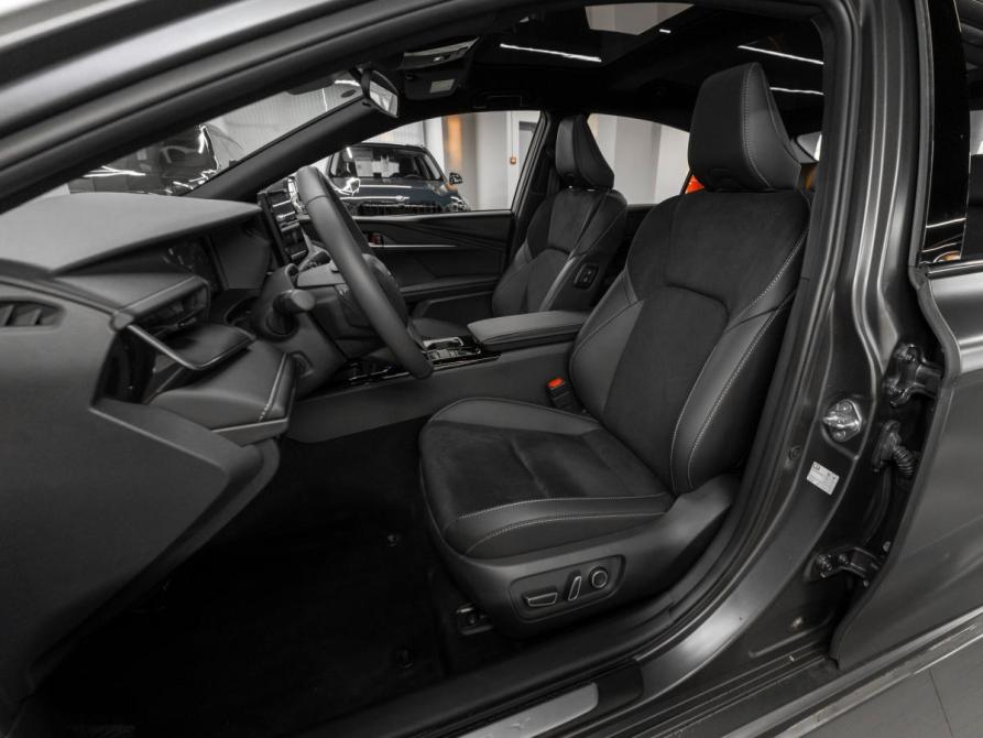 Toyota Camry IX (XV80) China Market Москва  - изображение 9