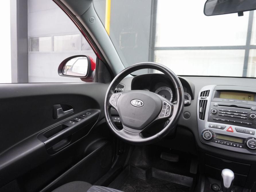 Kia Ceed I Москва  - изображение 13