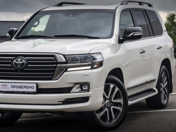 Toyota Land Cruiser 200 Series Рестайлинг 2 с пробегом 2017 года, цена 8 108 000 рублей, 83806 км, внедорожник, Автокод Объявления