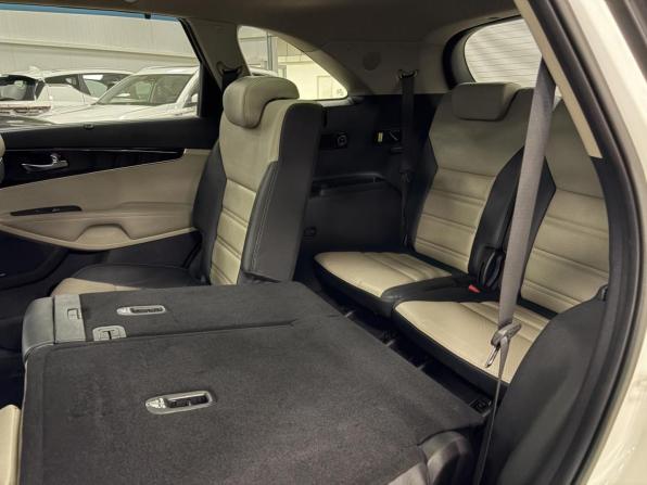 Kia Sorento III Prime Рестайлинг с пробегом 2018 года, цена 1 919 000 рублей, 82267 км, внедорожник, Автокод Объявления