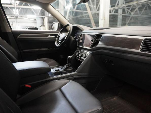 Volkswagen Teramont I с пробегом 2019 года, цена 3 250 000 рублей, 123050 км, внедорожник, Автокод Объявления