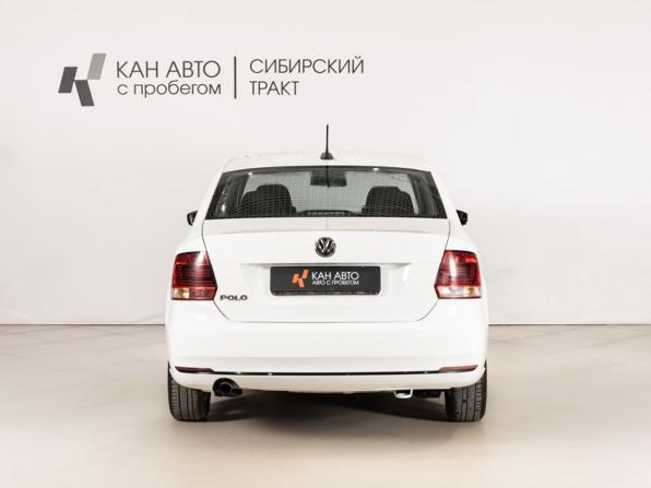 Volkswagen Polo V Рестайлинг с пробегом 2017 года, цена 840 000 рублей, 170000 км, седан, Автокод Объявления