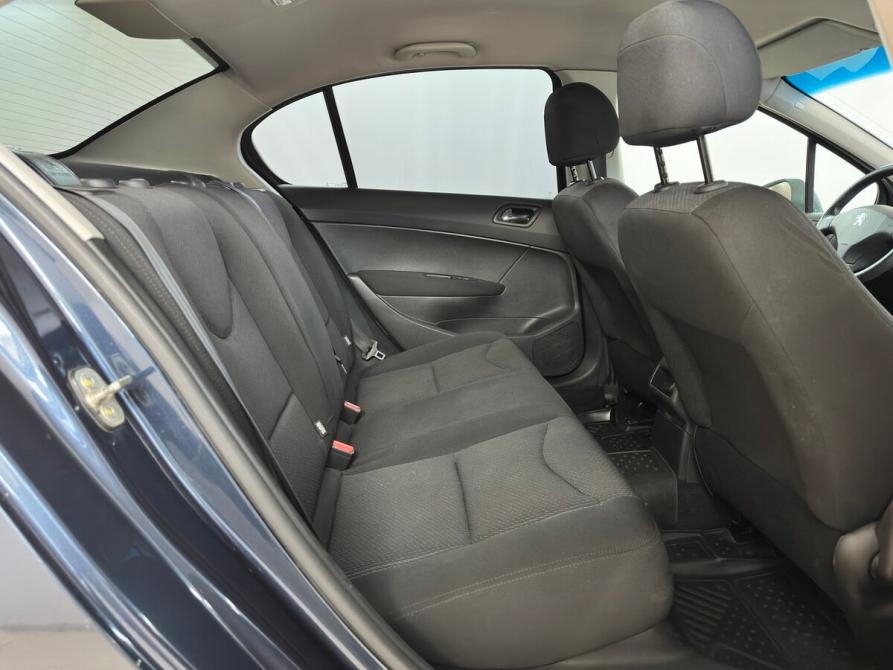 Peugeot 408 I Москва  - изображение 11
