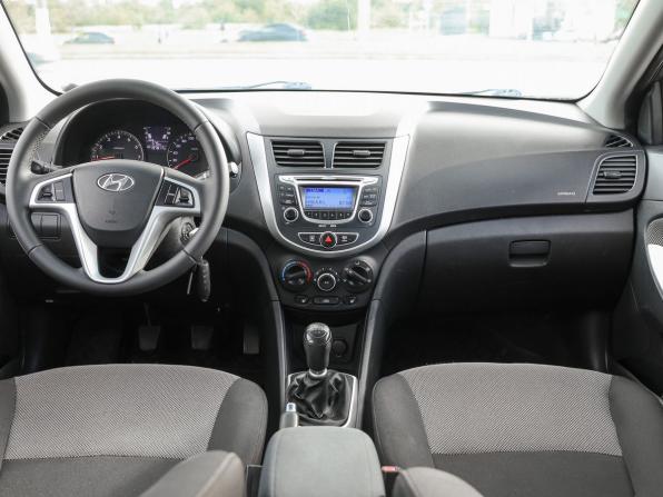 Hyundai Solaris I с пробегом 2011 года, цена 699 000 рублей, 198700 км, седан, Автокод Объявления