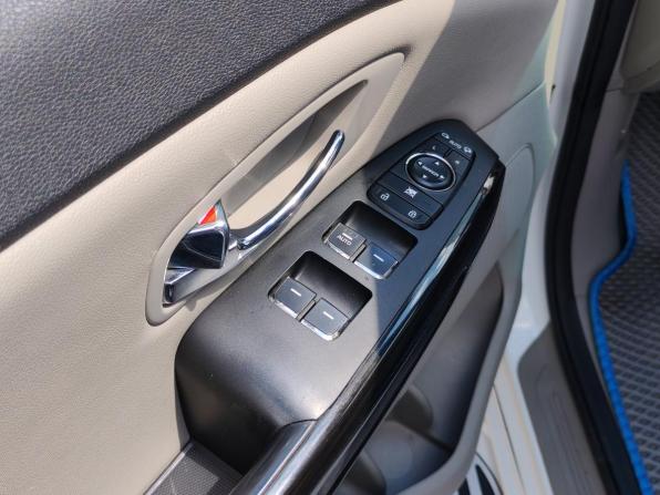 Kia Carnival III с пробегом 2018 года, цена 2 850 000 рублей, 89781 км, минивэн, Автокод Объявления