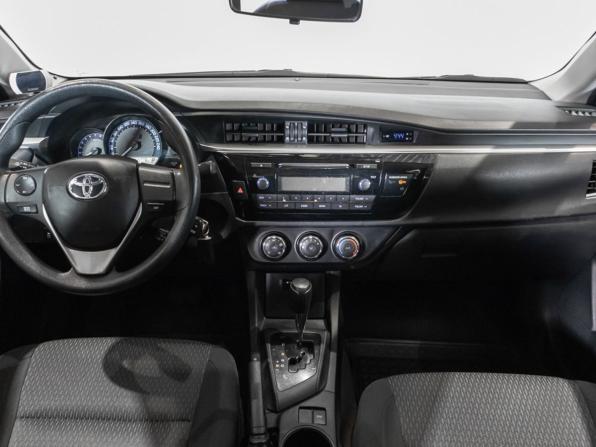 Toyota Corolla XI (E160 E170 E180) с пробегом 2013 года, цена 1 350 000 рублей, 140000 км, седан, Автокод Объявления