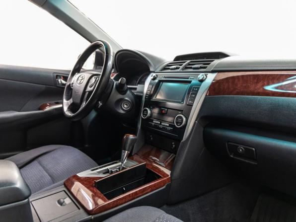 Toyota Camry VII (XV50) с пробегом 2013 года, цена 1 498 000 рублей, 182831 км, седан, Автокод Объявления