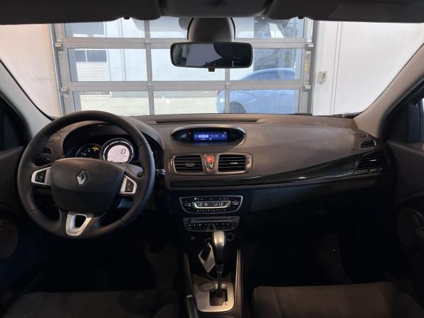Renault Megane III с пробегом 2011 года, цена 500 000 рублей, 219578 км, универсал, Автокод Объявления