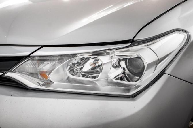 Toyota Corolla XI (E160 E170) Рестайлинг 2 с пробегом 2020 года, цена 1 539 000 рублей, 102000 км, универсал, Автокод Объявления