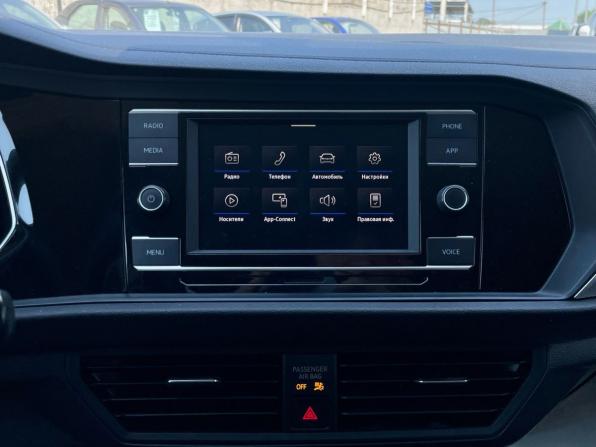 Volkswagen Jetta VII Рестайлинг с пробегом 2022 года, цена 1 750 000 рублей, 60325 км, седан, Автокод Объявления