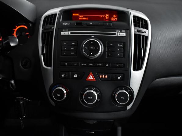Kia Ceed I Рестайлинг с пробегом 2010 года, цена 699 000 рублей, 101606 км, хэтчбек, Автокод Объявления
