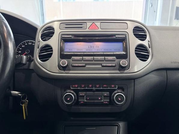 Volkswagen Tiguan I с пробегом 2010 года, цена 860 000 рублей, 223907 км, внедорожник, Автокод Объявления