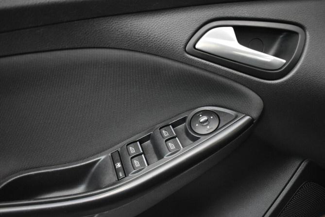 Ford Focus III с пробегом 2011 года, цена 725 000 рублей, 319599 км, хэтчбек, Автокод Объявления