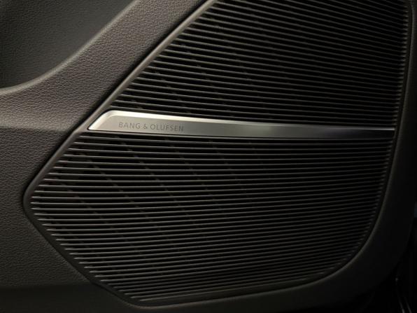 Audi Q7 II (4M) Рестайлинг 2 с пробегом 2025 года, цена 13 945 000 рублей, 25 км, внедорожник, Автокод Объявления