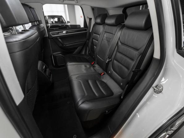 Volkswagen Touareg II Рестайлинг с пробегом 2017 года, цена 3 380 000 рублей, 144829 км, внедорожник, Автокод Объявления