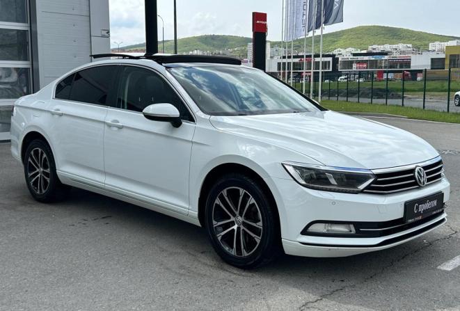 Volkswagen Passat B8 с пробегом 2018 года, цена 1 920 000 рублей, 161000 км, седан, Автокод Объявления