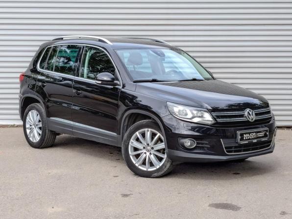 Volkswagen Tiguan I Рестайлинг с пробегом 2015 года, цена 1 795 000 рублей, 92076 км, внедорожник, Автокод Объявления