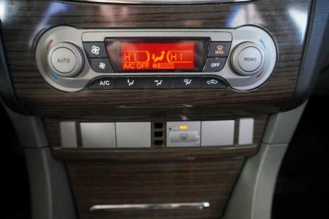 Ford Focus II Рестайлинг с пробегом 2008 года, цена 490 000 рублей, 250602 км, хэтчбек, Автокод Объявления