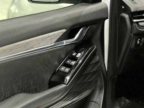 JAC JS6 с пробегом 2023 года, цена 1 695 000 рублей, 30556 км, внедорожник, Автокод Объявления