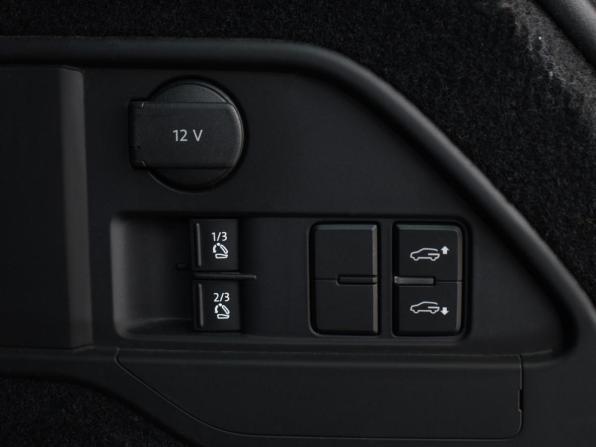 Volkswagen Touareg II Рестайлинг с пробегом 2018 года, цена 4 670 000 рублей, 46870 км, внедорожник, Автокод Объявления