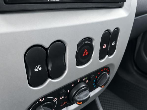 Renault Sandero I с пробегом 2013 года, цена 559 000 рублей, 123366 км, хэтчбек, Автокод Объявления