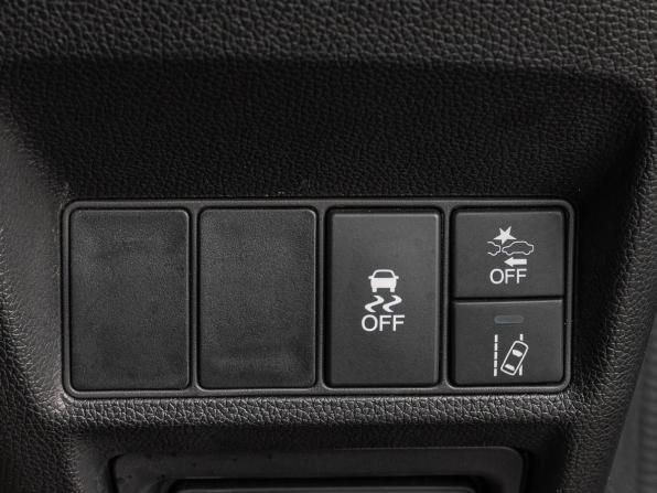 Honda Stepwgn V с пробегом 2016 года, цена 2 169 000 рублей, 90100 км, минивэн, Автокод Объявления