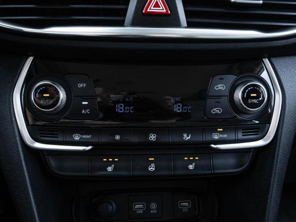Hyundai Santa Fe IV с пробегом 2018 года, цена 2 479 000 рублей, 131884 км, внедорожник, Автокод Объявления