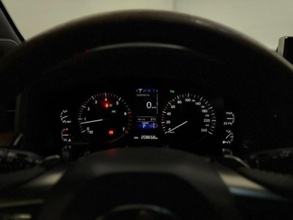 Lexus LX III Рестайлинг 2 с пробегом 2016 года, цена 7 949 000 рублей, 208658 км, внедорожник, Автокод Объявления