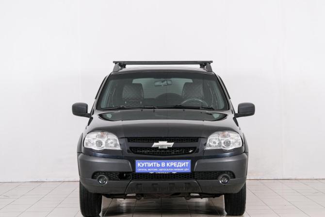 Chevrolet Niva I Рестайлинг с пробегом 2017 года, цена 819 000 рублей, 119402 км, внедорожник, Автокод Объявления