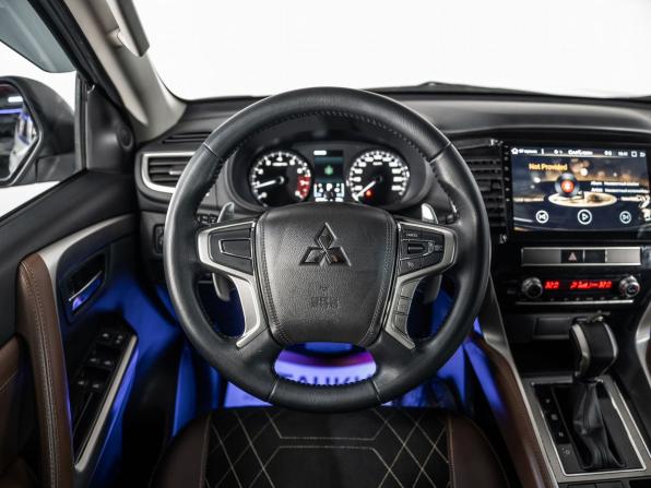 Mitsubishi Pajero Sport III Рестайлинг с пробегом 2020 года, цена 3 700 500 рублей, 71423 км, внедорожник, Автокод Объявления