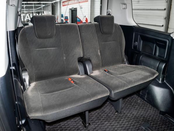 Toyota Noah II (R70) с пробегом 2011 года, цена 1 620 000 рублей, 186700 км, минивэн, Автокод Объявления