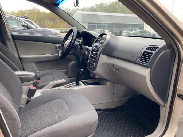 Kia Cerato I с пробегом 2006 года, цена 369 000 рублей, 220000 км, хэтчбек, Автокод Объявления
