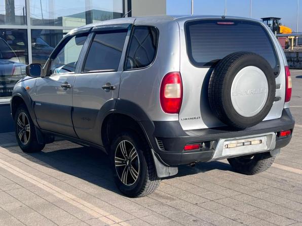 Chevrolet Niva I Рестайлинг с пробегом 2010 года, цена 435 000 рублей, 246490 км, внедорожник, Автокод Объявления
