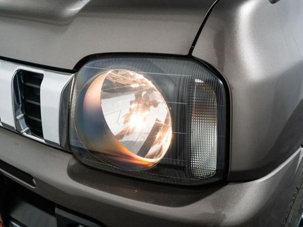 Suzuki Jimny III Рестайлинг 2 с пробегом 2013 года, цена 975 000 рублей, 127005 км, внедорожник, Автокод Объявления