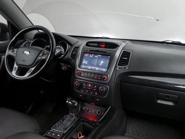 Kia Sorento II Рестайлинг с пробегом 2015 года, цена 1 748 000 рублей, 214500 км, внедорожник, Автокод Объявления