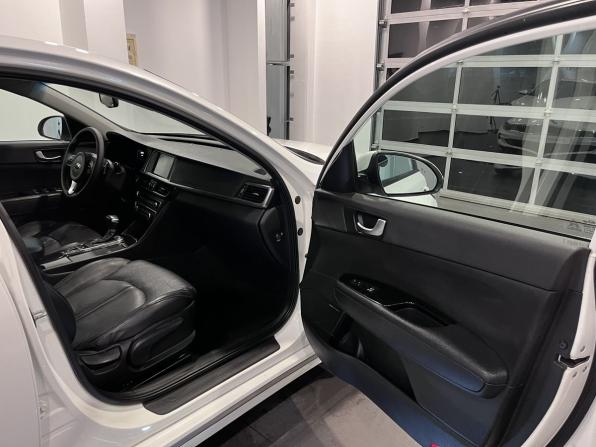 Kia Optima IV с пробегом 2018 года, цена 1 831 000 рублей, 181061 км, седан, Автокод Объявления