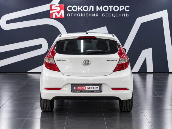 Hyundai Solaris I Рестайлинг с пробегом 2014 года, цена 889 900 рублей, 118300 км, хэтчбек, Автокод Объявления